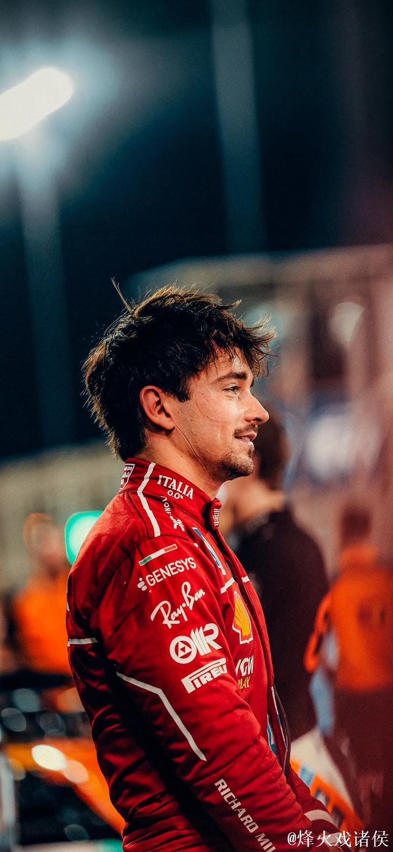 F1巴林站:皮亚斯特里从杆位起步夺冠,拉塞尔获亚军 F1巴林站:皮亚斯特里从杆位起步夺冠,拉塞尔获亚军